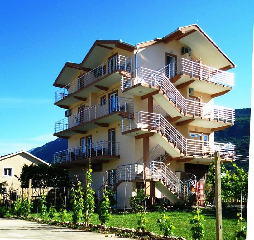 Apartments Nedovic-Jaz بودفا الغرفة الصورة